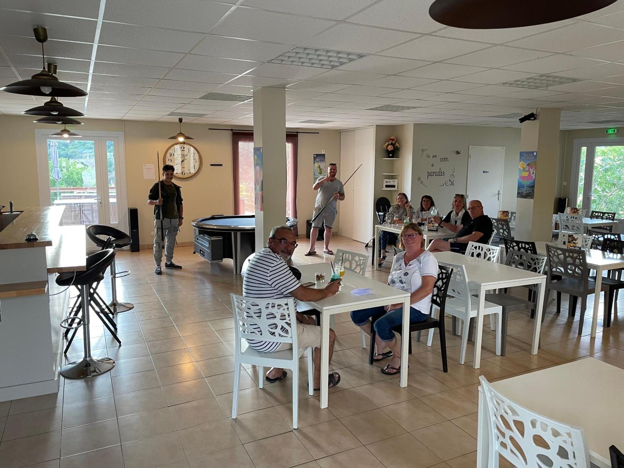 Saint-Georges-de-Luzençon Val St Georges酒店 外观 照片